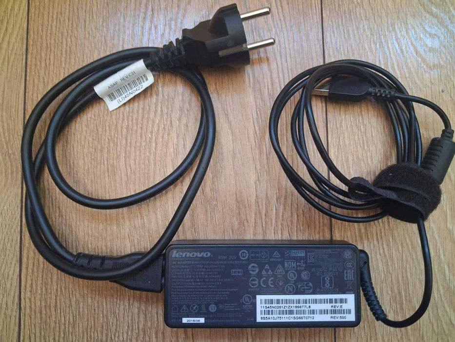 Лаптоп Lenovo V310-15ISK SSD 512MB