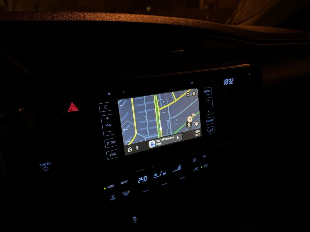 Toyota Modul Android Auto Apple CarPlay Wireless Navigatie