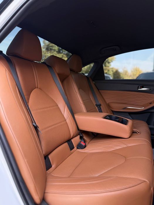 Toyota Avalon Limited Full