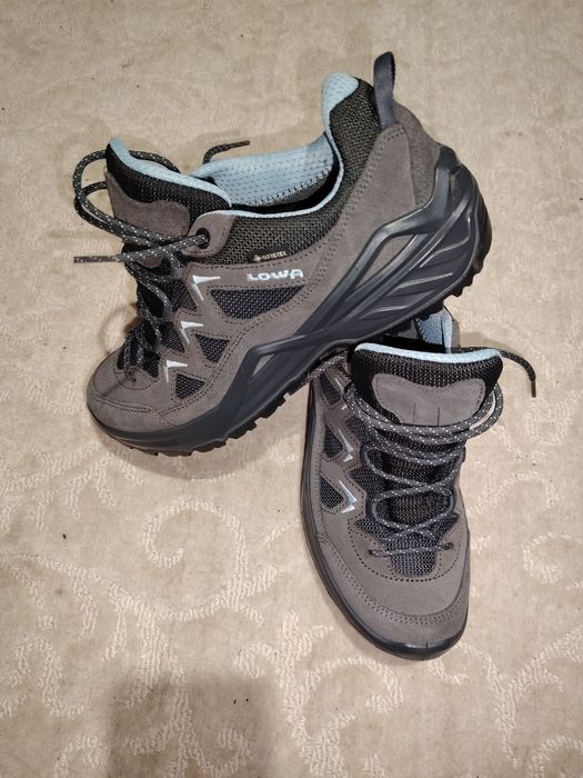LOWA gore_tex 40 номер