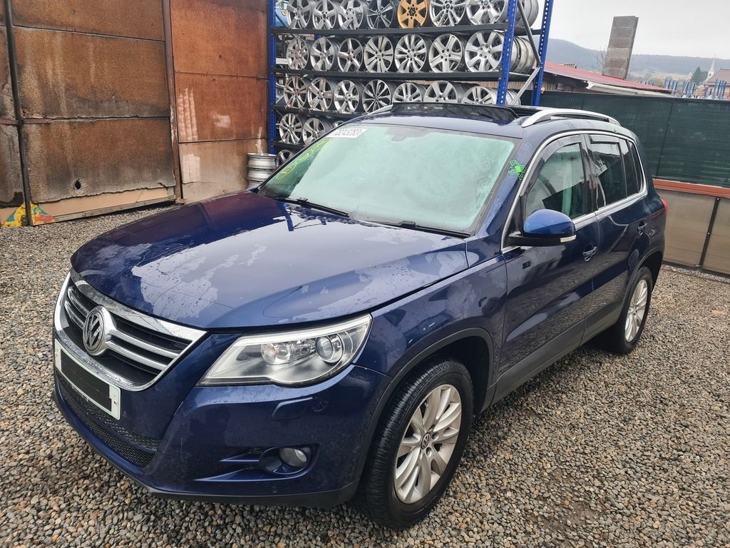 Dezmembrez Volkswagen Tiguan 2.0 TDI 2007-2011