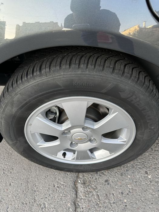 Chevrolet gentra 2023 mokriy krasska toza