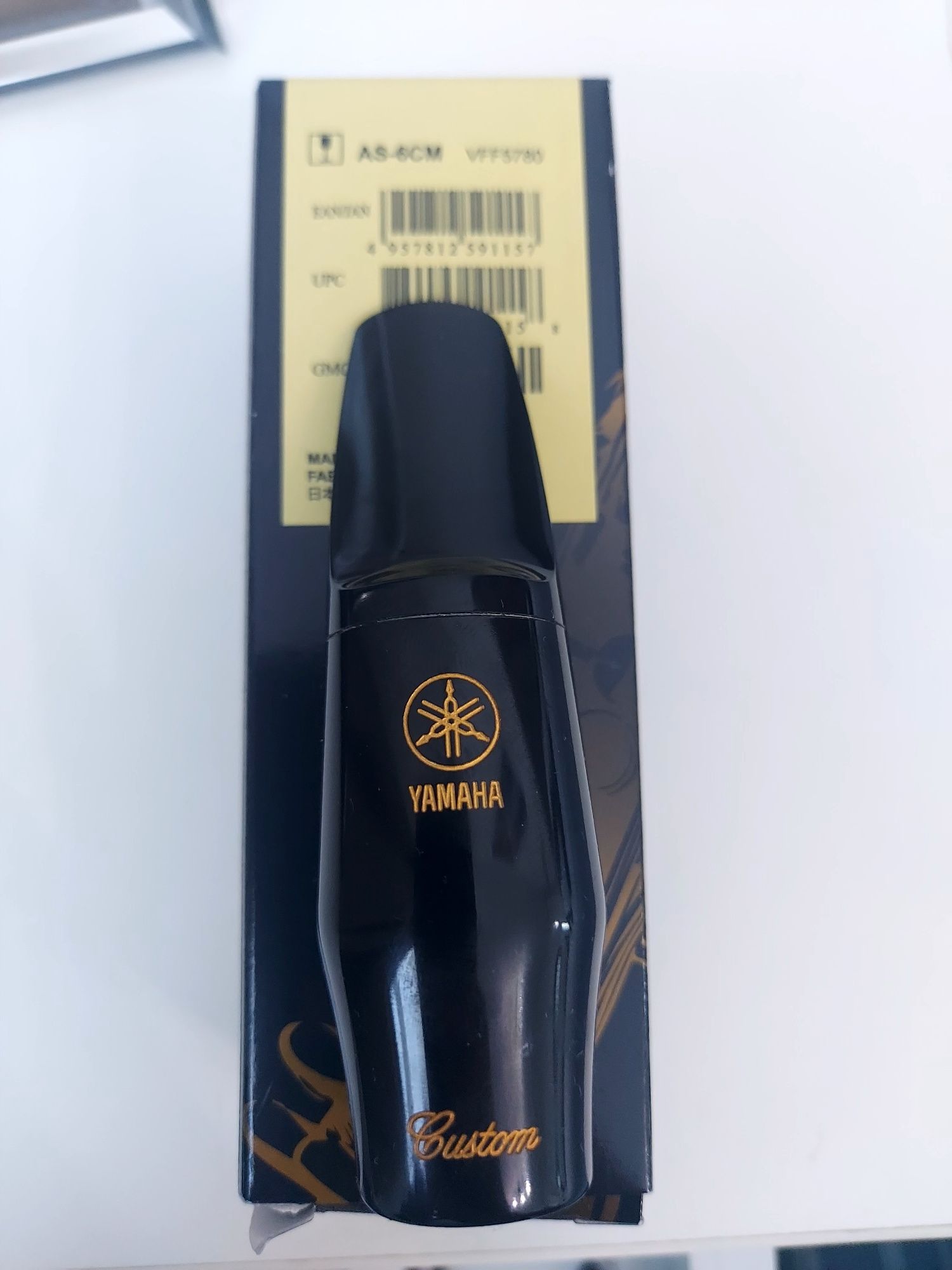 Vând două muștiuc sax alto yamaha custom 4cm și 6Cm