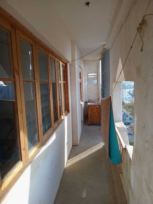 Srochno sotiladi Yunusobod 13 2 hona 53000ye