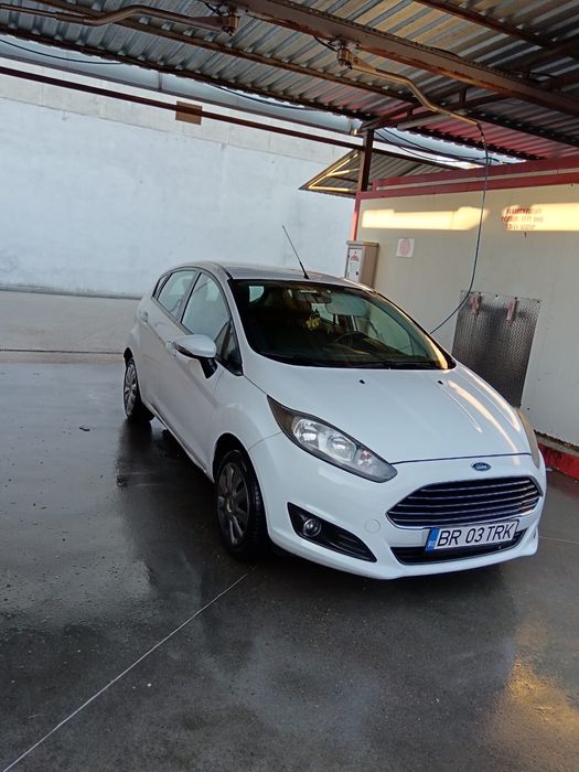 Ford Fiesta pentru bolt uber