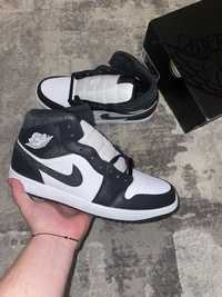 Jordan 1 Mid “Panda Elephant” 43