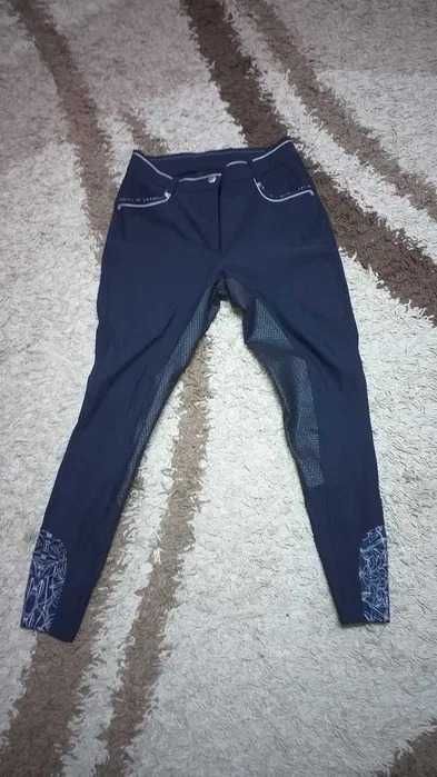 Pantaloni echitatie, calarie