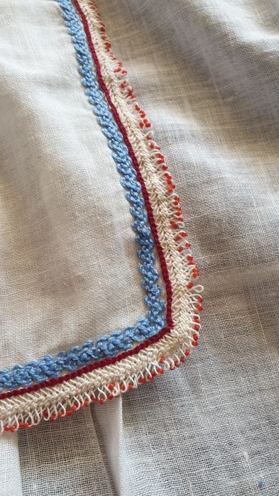 Автентична богата  престилка и Авт. забрадка,кърпа от народна носия