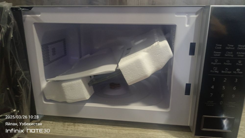 Продам микроволновку брен Hisense