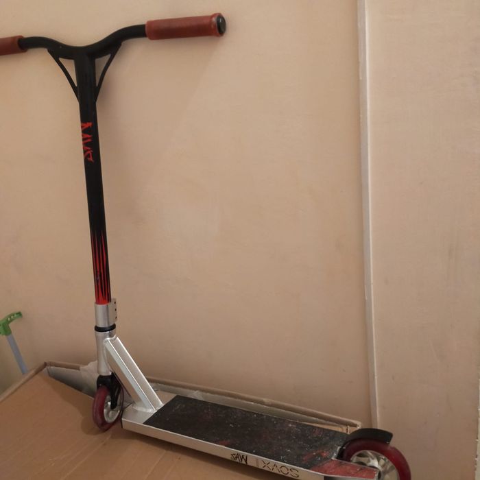 Самокат Xaos Saw Красный