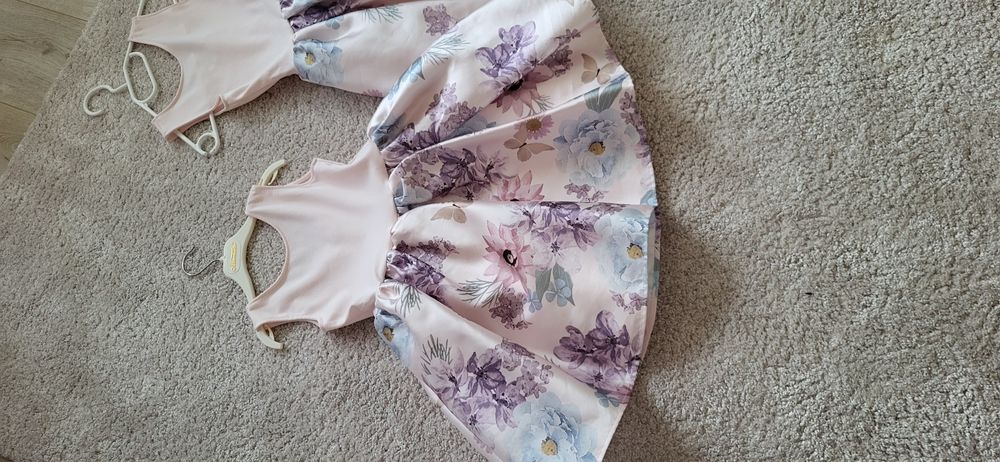 Прекрасни детски роклички HM