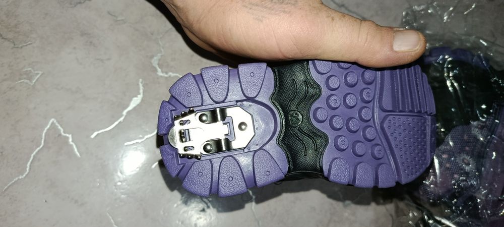 Продам детские сапожки