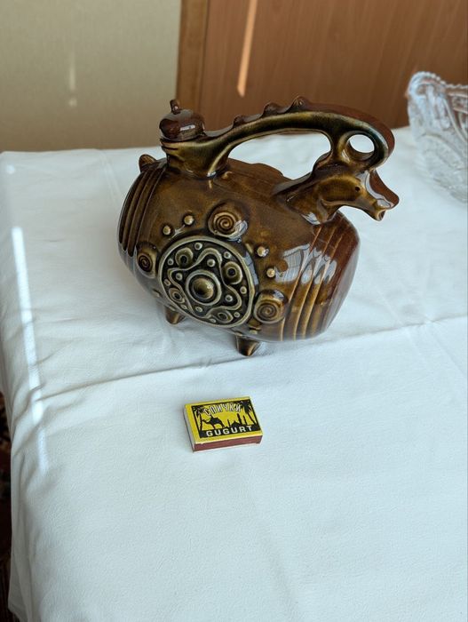 Продам кувшины из стекла и керамики