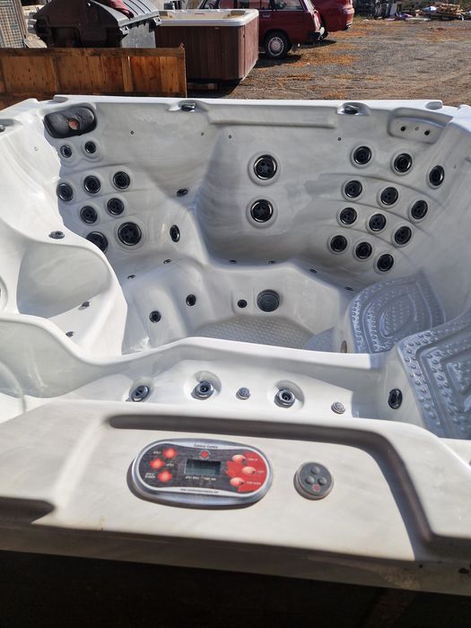 Jacuzzi si piscina jacuzzi