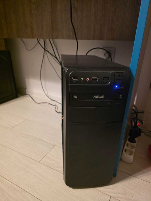 PC Gaming I5 7400+RX6600+Monitor 27"