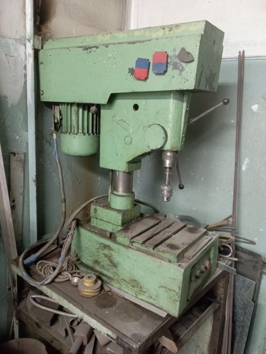 Сверлильный станок