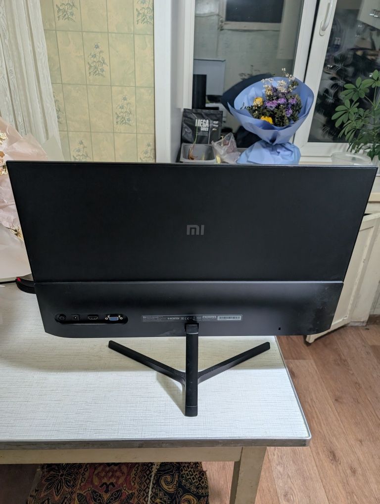 Монитор Xiaomi 23.8
