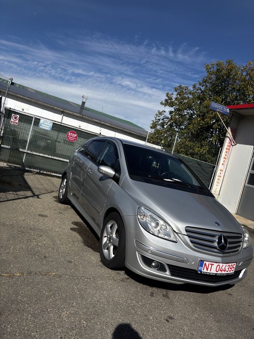 Mercedes B class