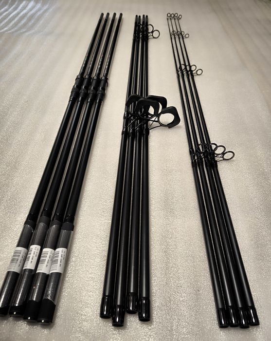 SET 4 Lansete FLX8 3.90M 3Segmente 3.5LBS + 4 Mulinete FL BLACK F 9000