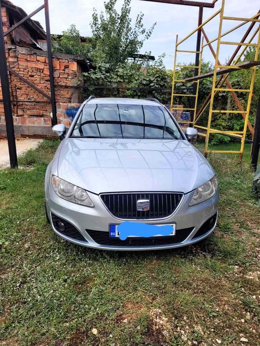 Продавам сеат ехео