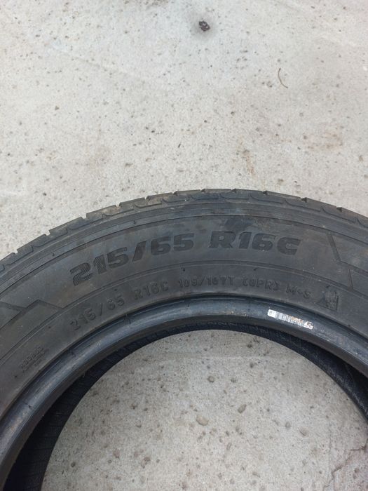 Anvelope 215 65 R16c Pirelli all season
