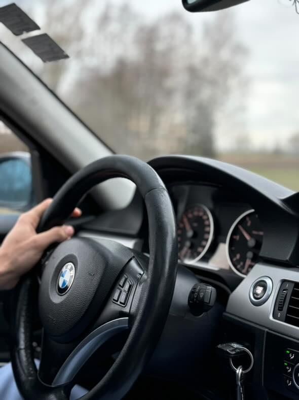 Bmw e90 320 automat