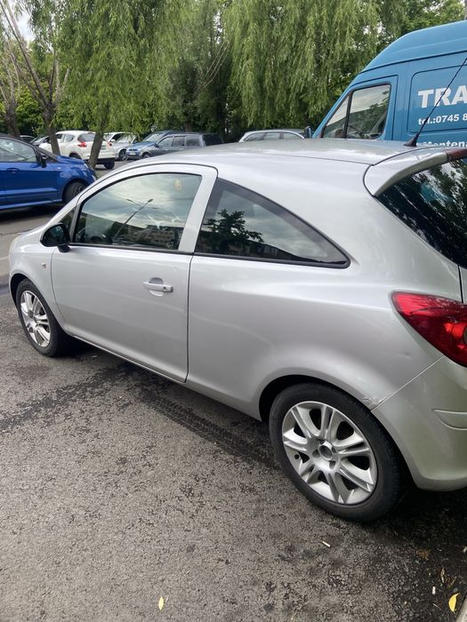 Vand/Schimb Opel Corsa D