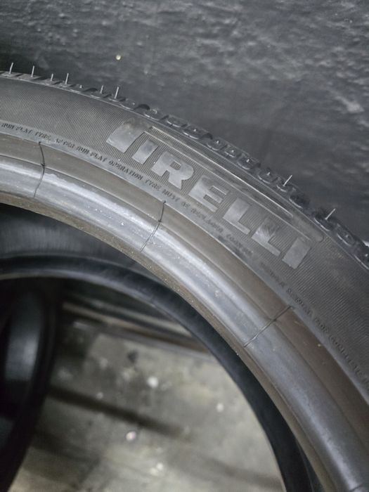 2x 225/40/18 M+S PIRELLI RUNFLAT Stare excelentă