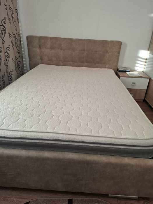 saltea de pat 140x200 ca noua