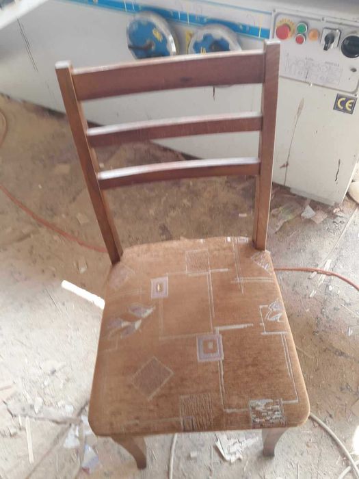 Букови тапицирани столове