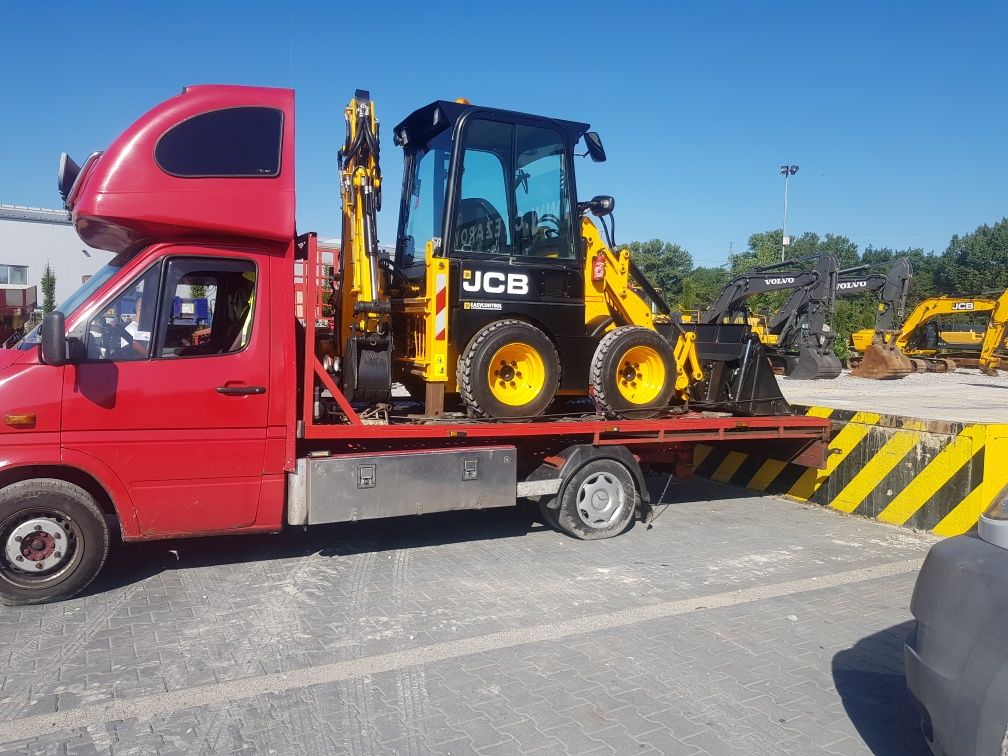 Tractari platformă4x4 7 locuri deblocare auto Transport marfă