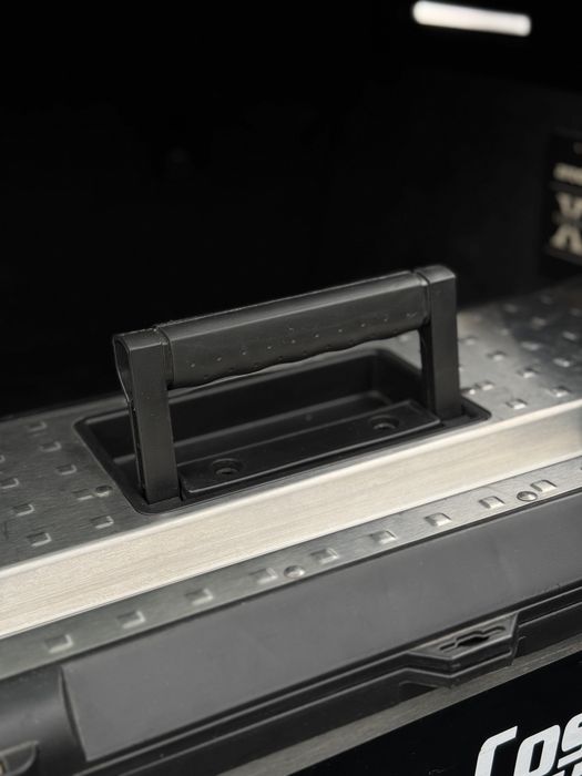 Cutie unelte și accesorii