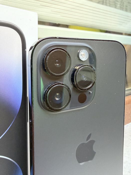 Продава се  Iphone 14 Pro !!!