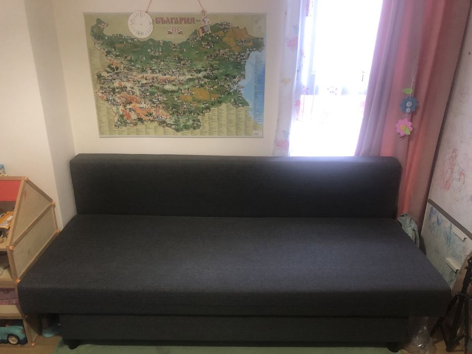 Разтегателен диван от икеа [като нов]