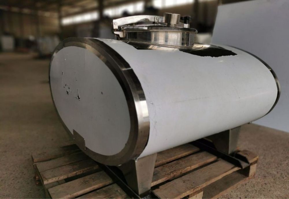 цистерну молоковоза