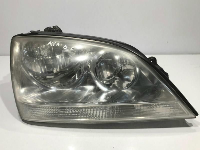 Far dreapta Kia Sorento (2002-2009)