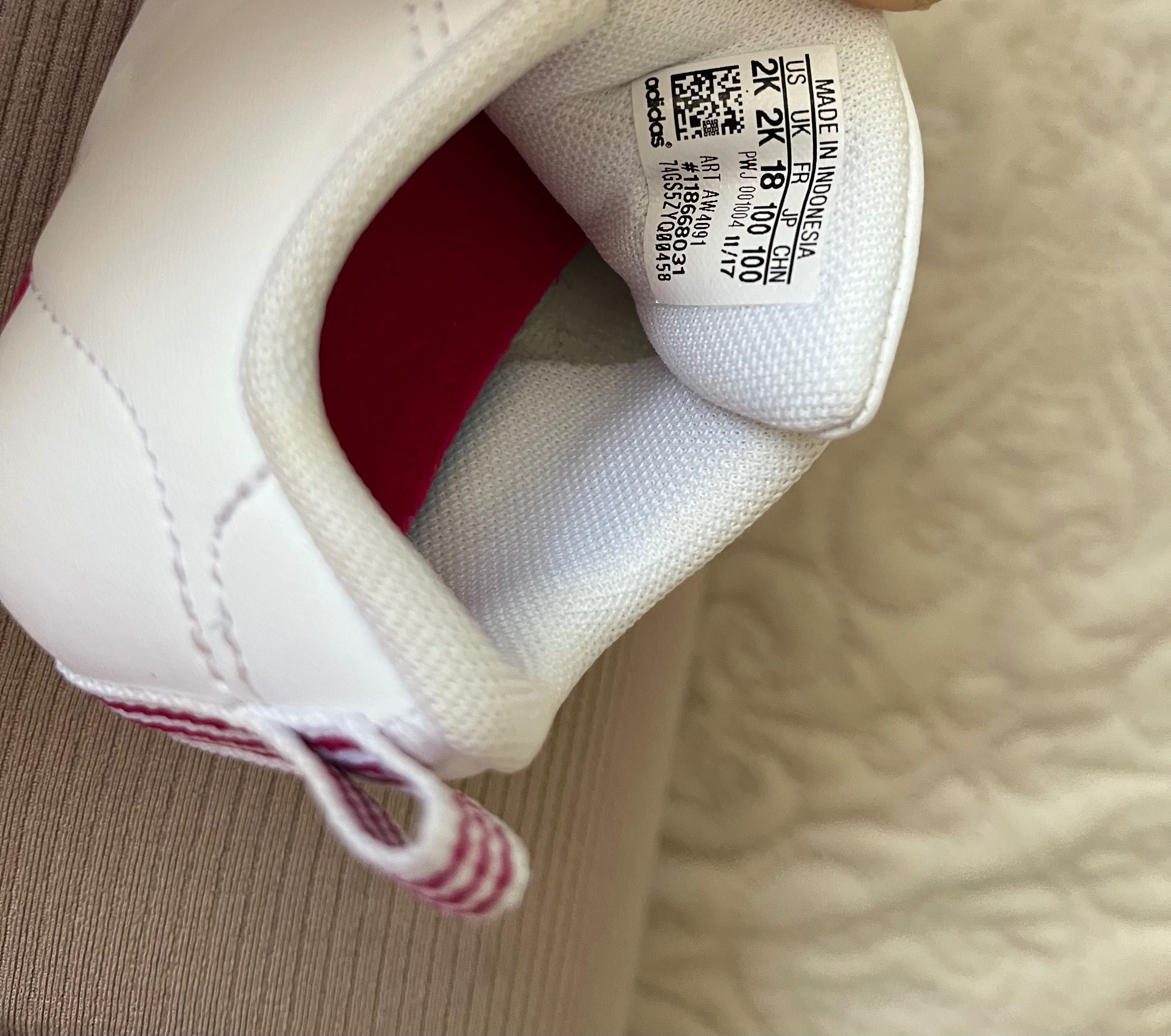 Бебешки буйки adidas 18 номер