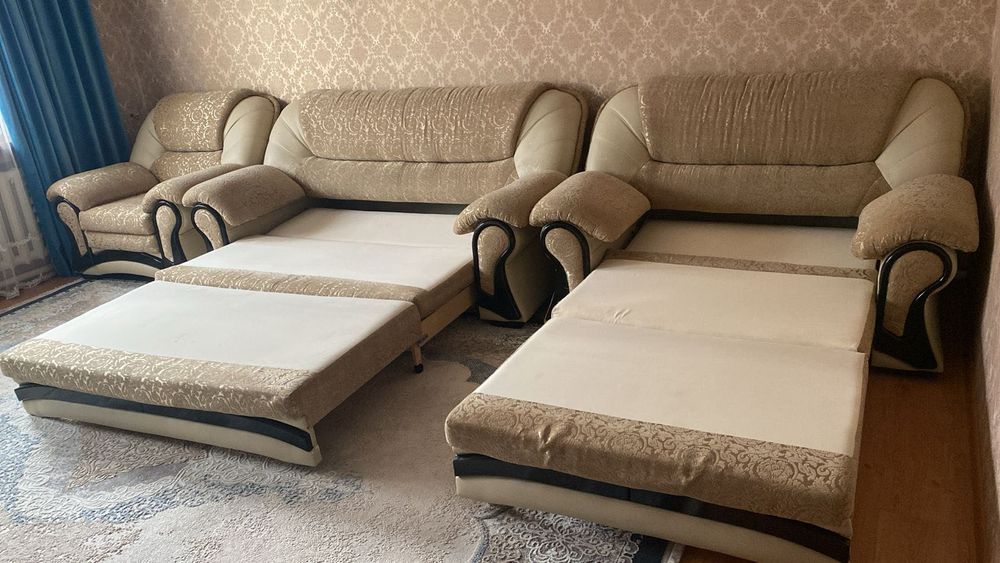 Продам мебель (спальный гарнитур, диван)