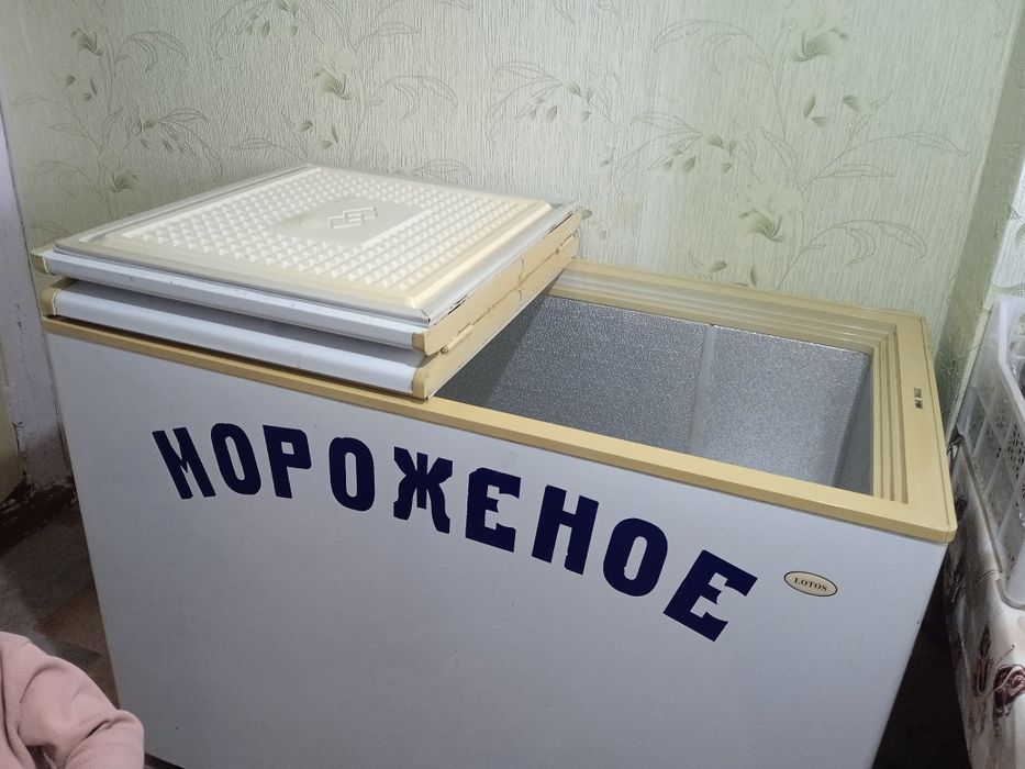 Продам большую морозильную камеру на 258литров
