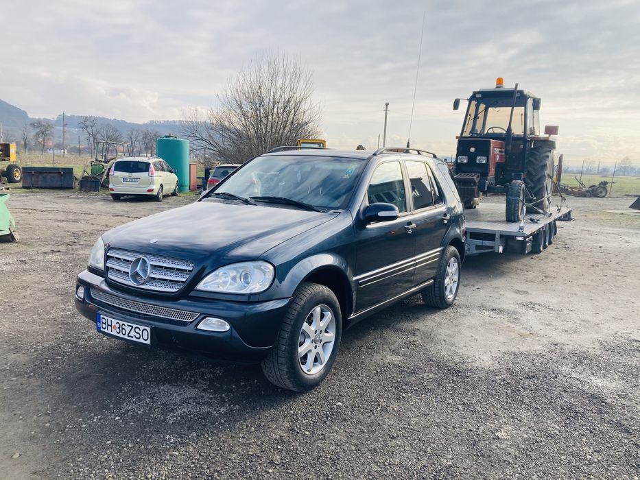 Transport, tractari tractoare, tractor, utilaj agricol, autoutilitare