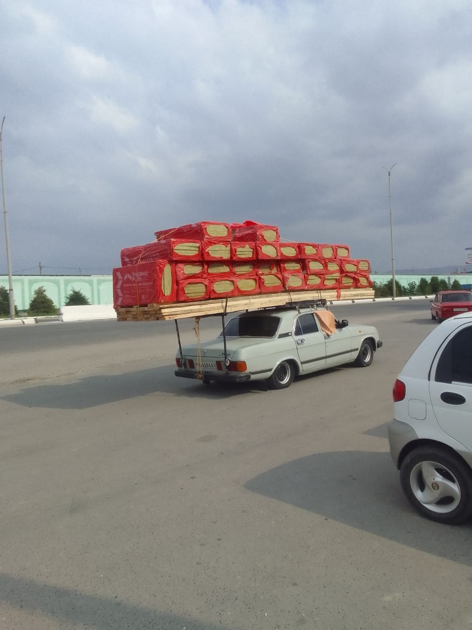 gaz2410 mashina e