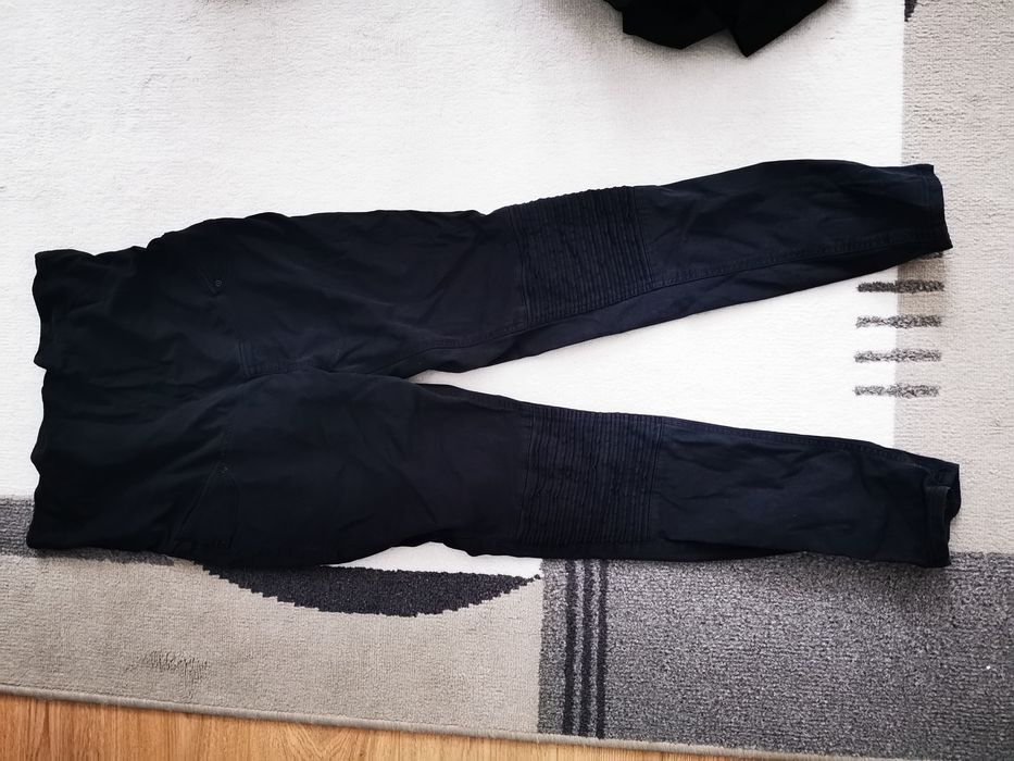 Pantaloni gravide