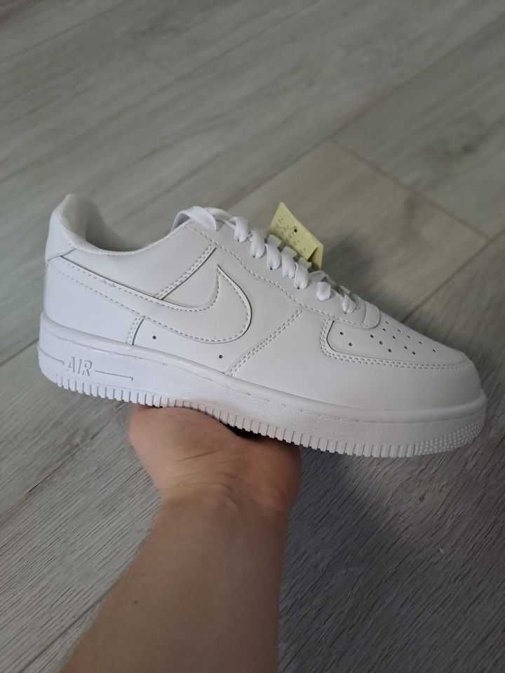 Adidasi/Sneakersi AirForce 1 Low Top Universali