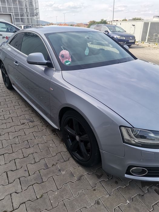 Vând Audi A5 coupe