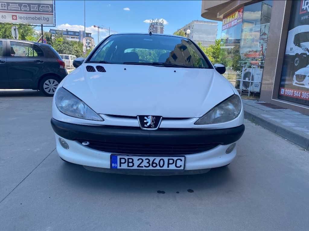 Кола под наем Пловдив от 35лв на ден - Peugeot 206 - ГАЗ- КЛИМАТИК