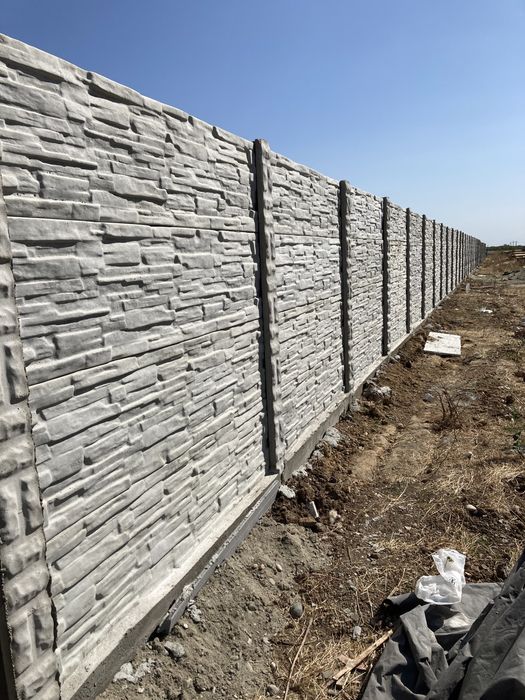 Garduri din beton,spalieri vie,boltari vibropresati