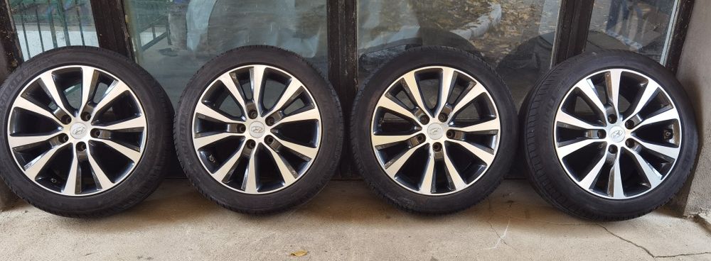 Rezervat!!! Set 4 roti complete originale Hyundai 17" 225 45 17 vara
