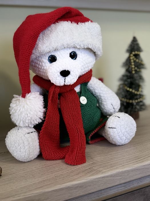 Вызаный мишка ручной работы