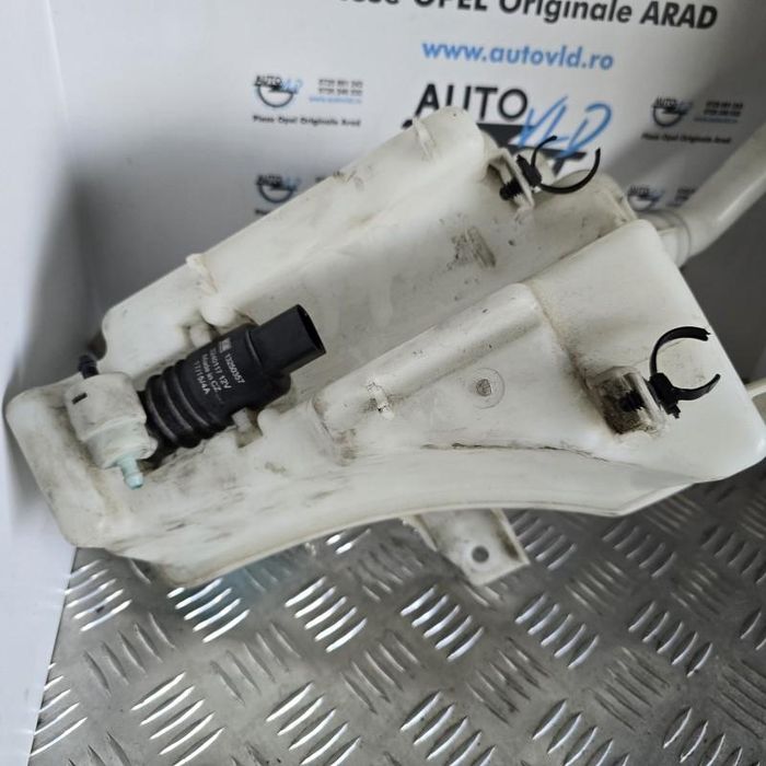 Vas lichid parbriz cu senzor nivel Opel Mokka 1.6 CDTI