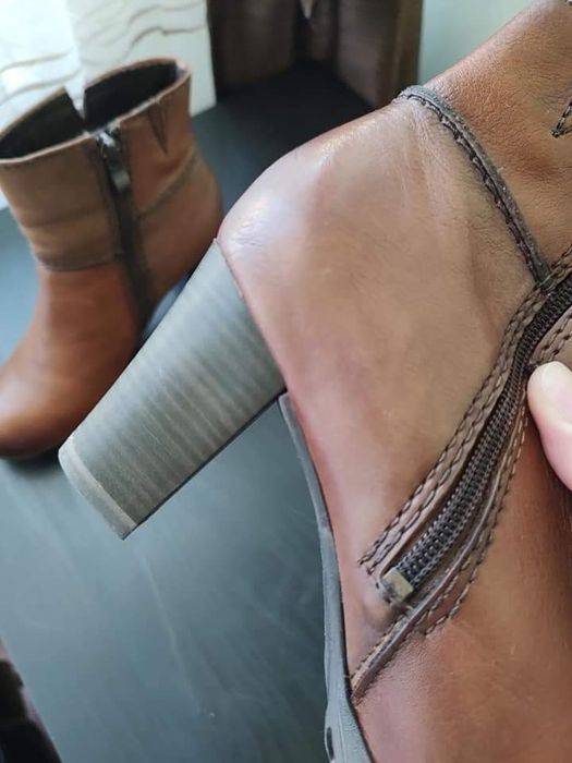 Ghete piele, dama Marco Tozzi, mărimea 36 jumate